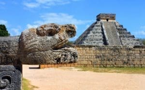 Chichen Itza - Serpent