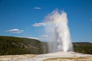 Old Faithful Tour: Self-Guided Walk