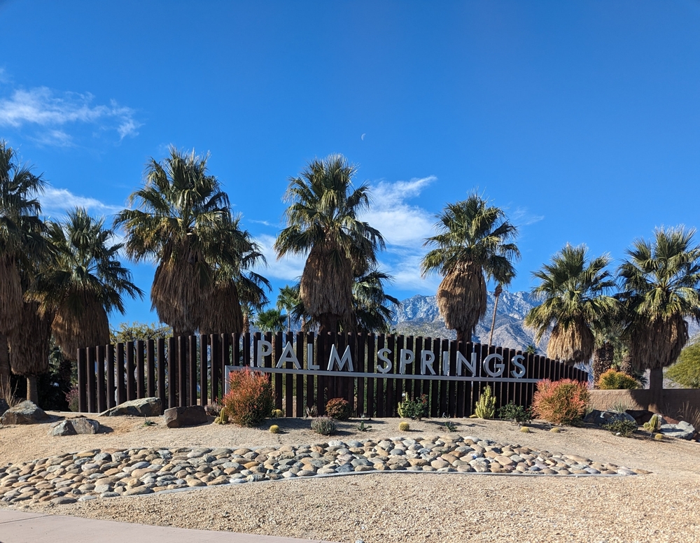 How long does it take to drive the Florida Keys?