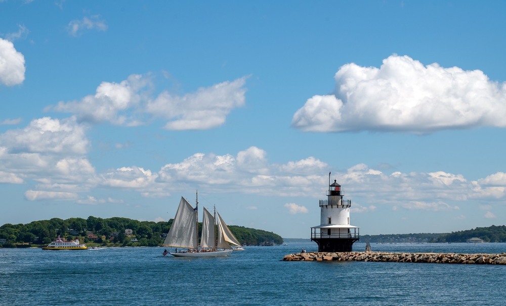 What month is peak fall foliage in Portland, Maine?
